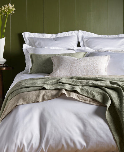 How to Keep White Bedding Wonderfully White