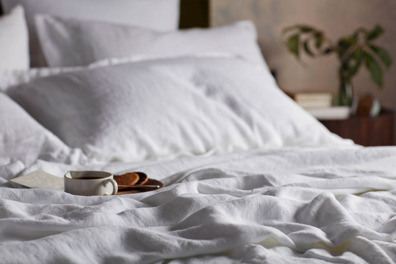 Luxury Bedding, Bed Linen, Duvets, Pillows | Secret Linen Store