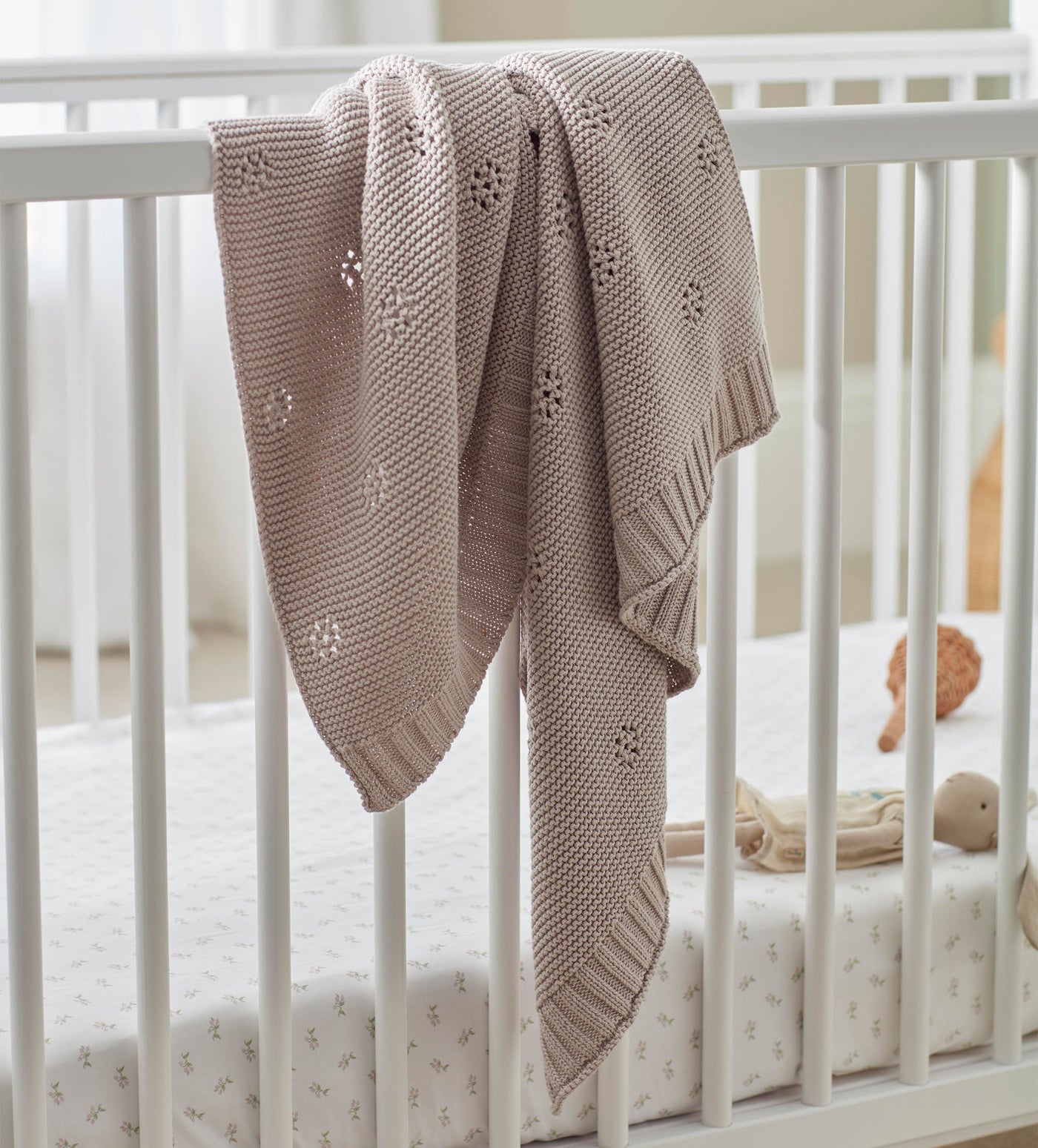 Mink Bailey 100% Organic Cotton Knitted Baby Blanket