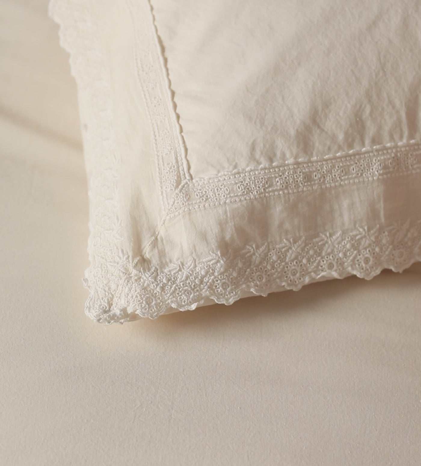 Cream Pia Embroidered 100% Cotton Bed Linen